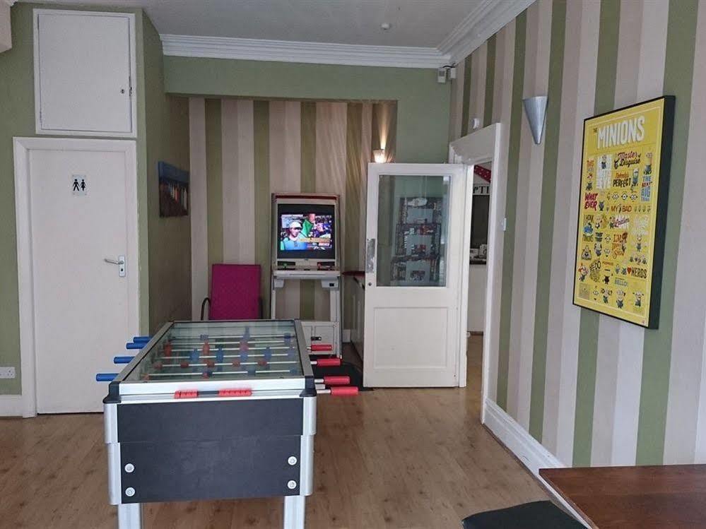 The Cressington Hotel Blackpool Bagian luar foto
