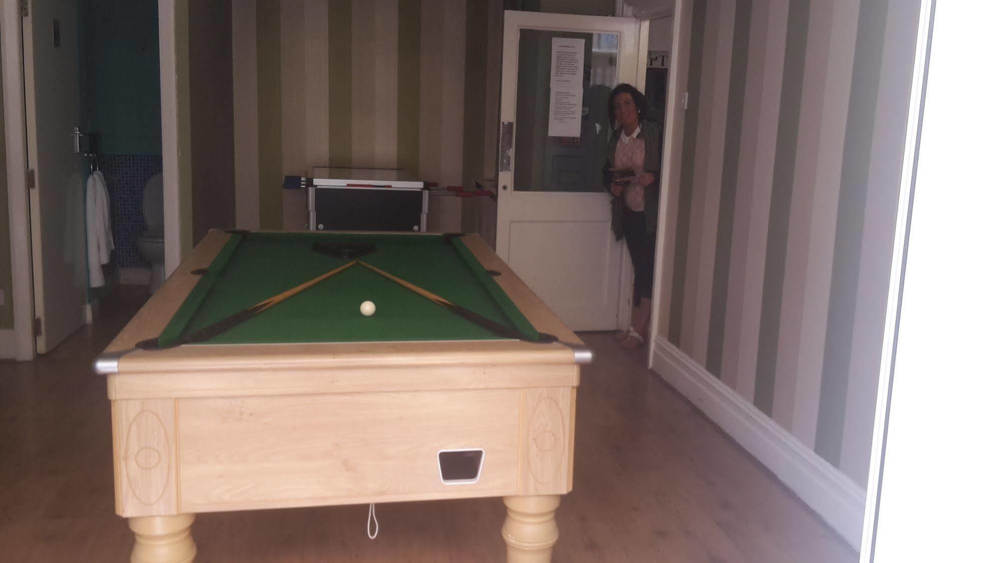 The Cressington Hotel Blackpool Bagian luar foto