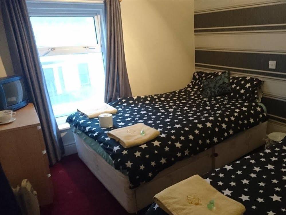 The Cressington Hotel Blackpool Bagian luar foto